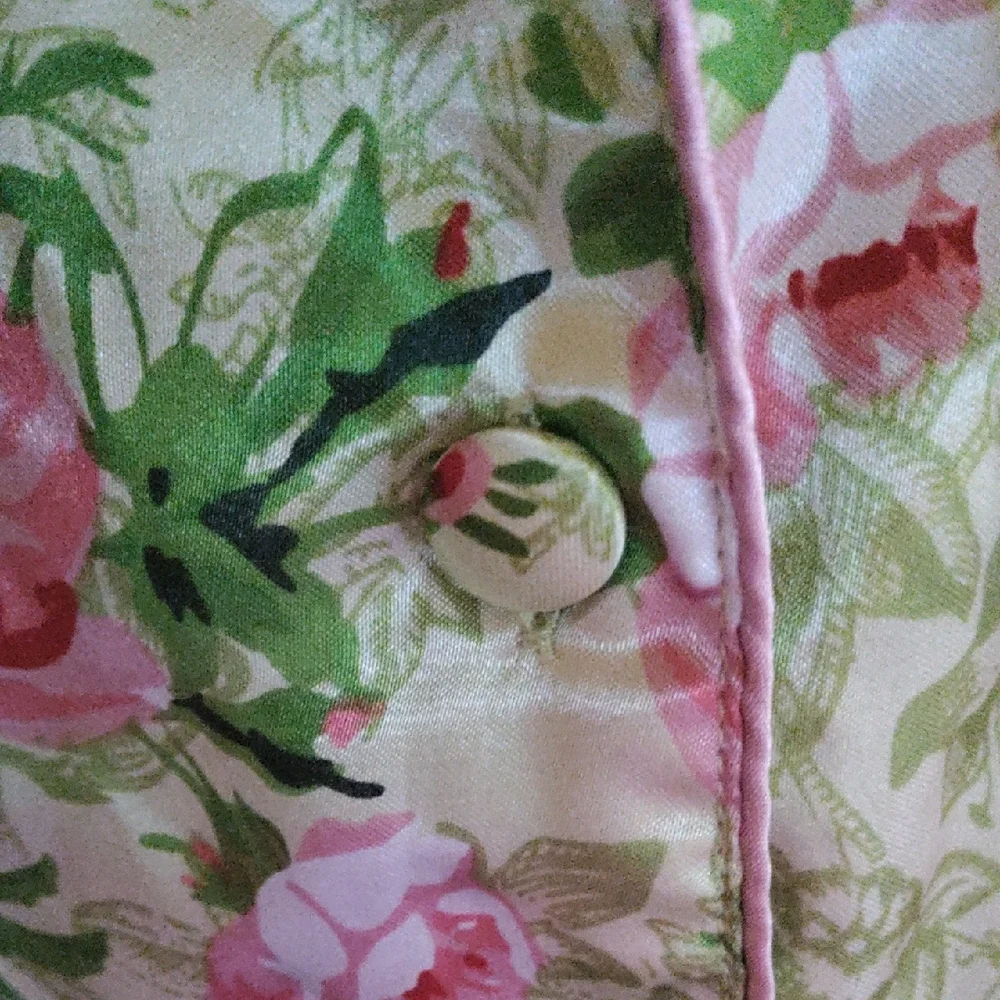 Robert Louis Green and Pink Floral Pajama Set - Picture 3 of 7
